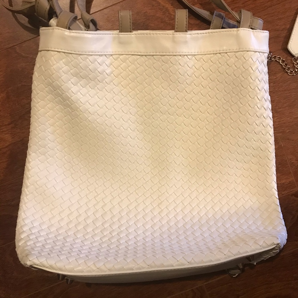 Arbonne Backpack - Picture 2 of 6